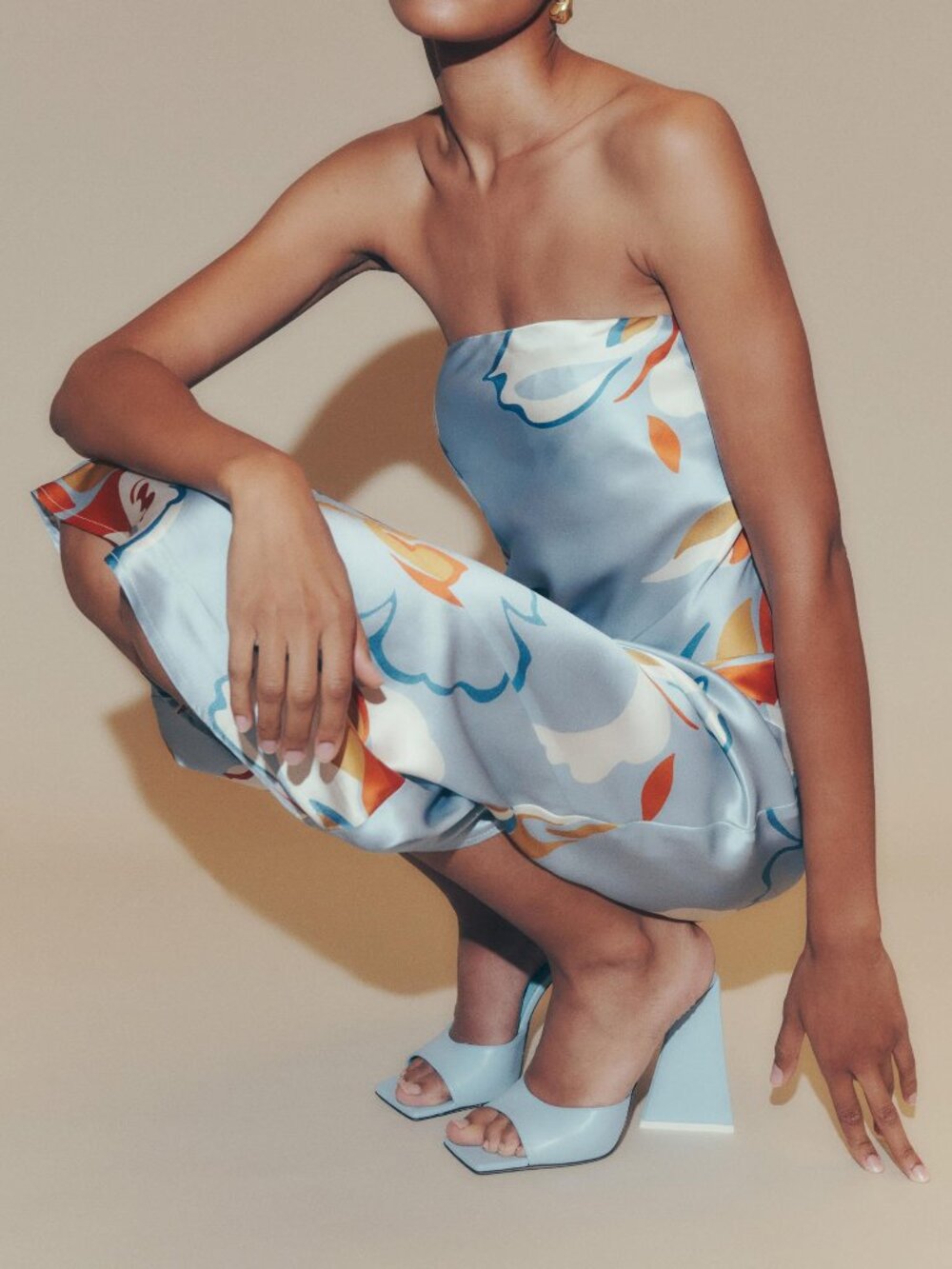 Reformation Joanne Silk Dress in Hyperion - Picture 2 of 8